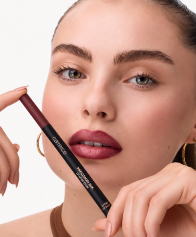 Labios XL sin relleno: el truco del overlining + gloss