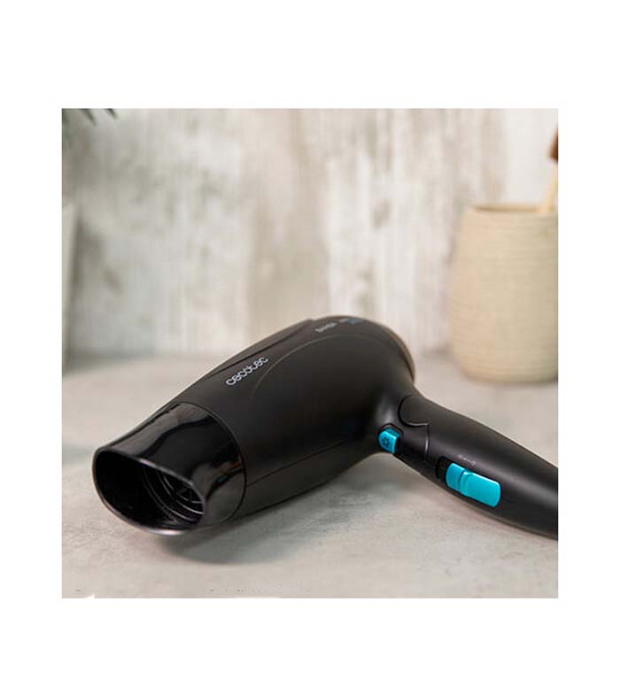 Comprar Cecotec - Secador de viaje Bamba IoniCare 5450 Power\u0026Go Pro Ice |  Maquillalia