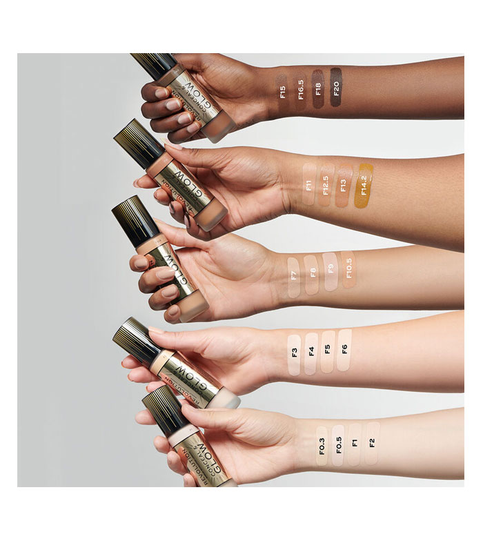 Comprar Revolution - Base de maquillaje Conceal & Glow - F9 | Maquillalia