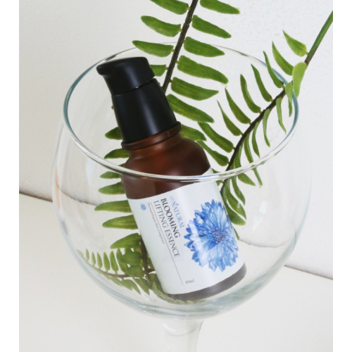 All Natural - Esencia facial Blooming Lifting Essence