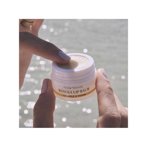 Alma Secret - Bálsamo labial reparador Manuka Lip Balm - Piña y papaya