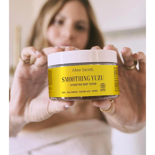 Alma Secret - Exfoliante corporal hidratante Smoothing Yuzu