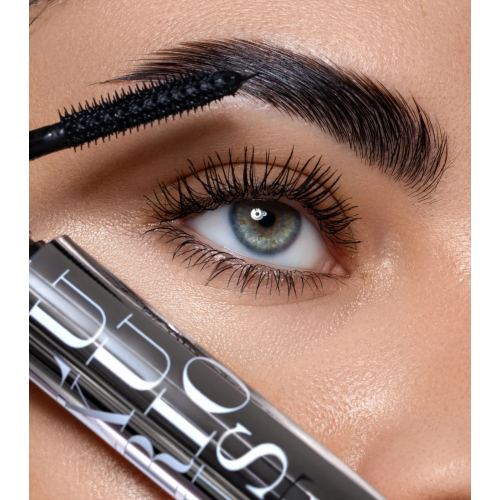 Astra Make-Up - Máscara de pestañas Luxurious Lenght