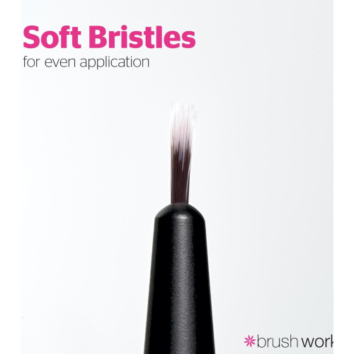 Brushworks - Pincel para ojos Precise Liner - Nº 23