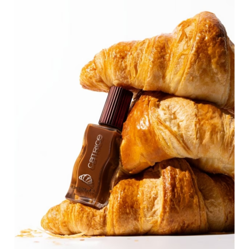 Catrice - *Autumn Delights* - Brillo de labios Sweet Treat Lip Glaze - C02: Fresh Baked Croissant