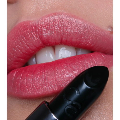 Catrice - Bálsamo labial Dark Ruby Glow