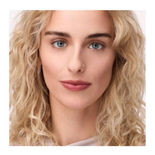 Catrice - Barra de labios Blur-Real 030: Whisper Nude