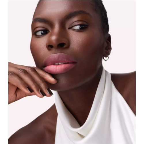 Catrice - Barra de labios Blur-Real 040: Muted Romance