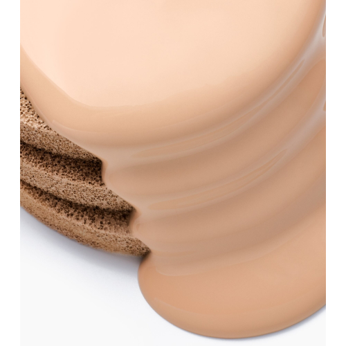 Catrice - *Glass Cloud* - Base de maquillaje Invisible Cover Cushion Foundation - C024N