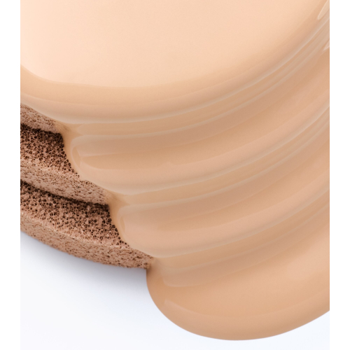 Catrice - *Glass Cloud* - Base de maquillaje Invisible Cover Cushion Foundation - C027C