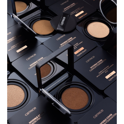 Catrice - *Glass Cloud* - Base de maquillaje Invisible Cover Cushion Foundation - C042C