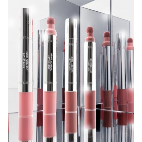 Catrice - *Beyond the Mirror* - Colorete cushion Soft Velvet - C02: My Confidence Signature