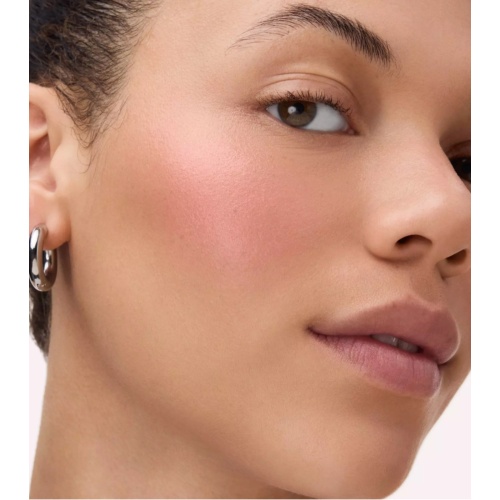 Catrice - *Era Of Senses* - Colorete líquido Glow - 020: Barely Rose