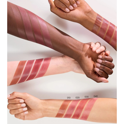 Catrice - Labial efecto crema polvo Blur-Real Lip - C040: Berry Dusk