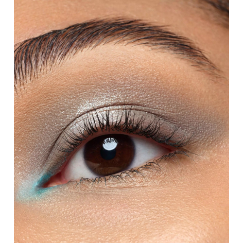 Catrice - Paleta de sombras Tiny Treasures - 040: Icy Whisper