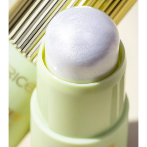 Catrice - *Pistachio Cream* - Iluminador en stick Glaze of Glory