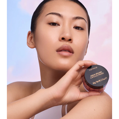 Catrice - *Glass Cloud* - Prebase encapsulada Aqua Splash