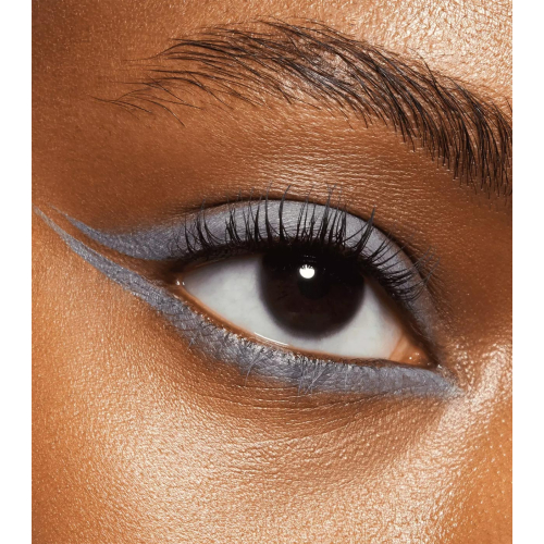 Catrice - Sombra de ojos líquida Deep Matte - 030: Very Violet