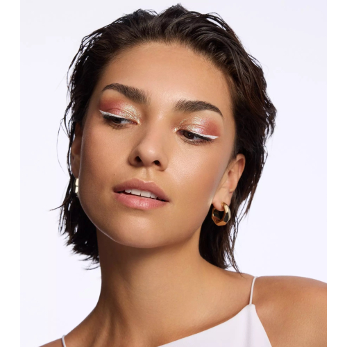 Catrice - Sombra de ojos líquida Space Glam Chrome - 030: Galactic Glamour