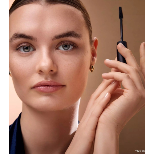 Catrice - *Wonder Woman* - Máscara de pestañas Glam & Doll Volume