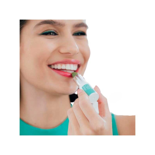 Dermacol - Barra de labios Magic con CBD