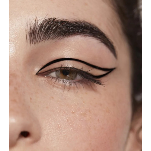 Double S Beauty - Delineador de ojos líquido Angy Garrido