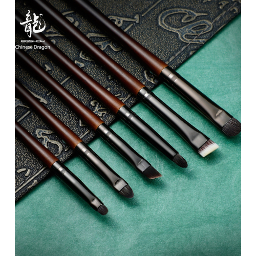Eigshow - *Chinese Dragon* - Set 20 brochas de maquillaje - Ebony