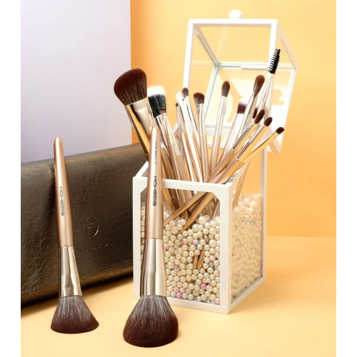 Eigshow - *Monarch Butterfly* - Set 16 brochas de maquillaje
