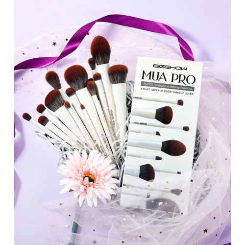 Eigshow - *Mua Pro* - Set 18 brochas de maquillaje