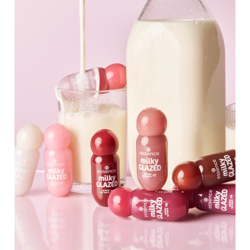 essence - Bálsamo labial Milky Glazed - 02: Strawberry Whip