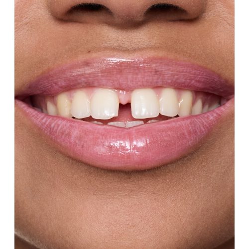 essence - Bálsamo labial Milky Glazed - 02: Strawberry Whip