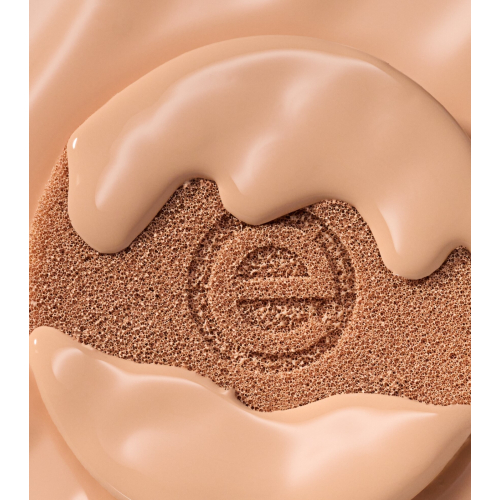 essence - Base de maquillaje Silky Cushion -115