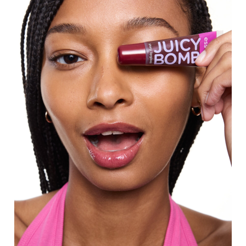 essence - Brillo de labios Juicy Bomb - 110: Crushed Berry