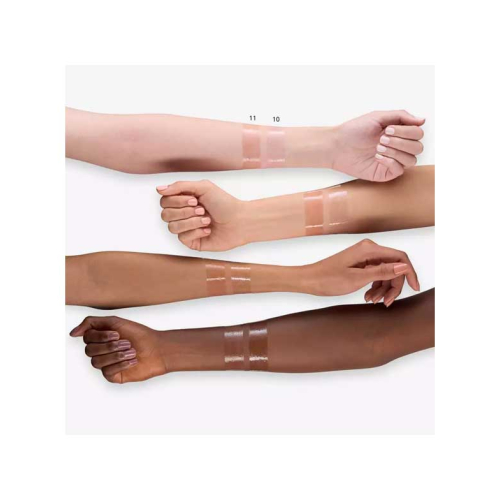 essence - Brillo de labios voluminizador Extreme Shine - 11: Power of nude