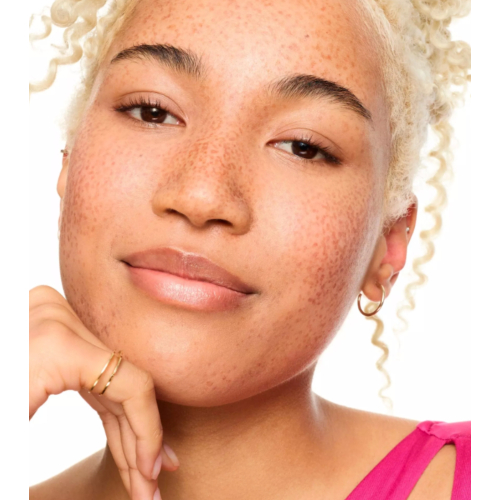 essence - Corrector Silky Blur Hydrating Longwear - 180