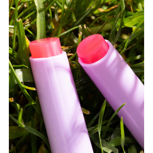 essence - *Glimmer in a Bubble* - Bálsamo labial