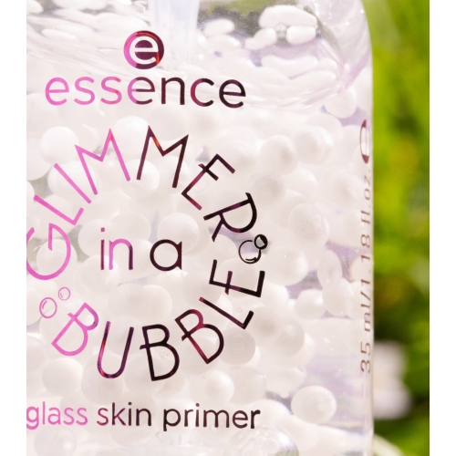 essence - *Glimmer in a Bubble* - Prebase de maquillaje Glass Skin