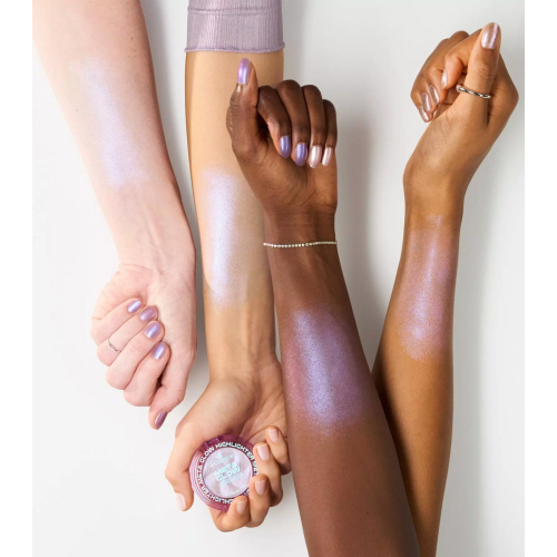 essence - Iluminador en polvo Meta Glow