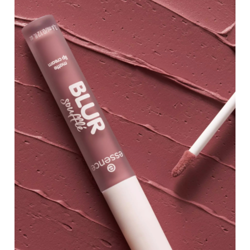 essence - Labial mate acabado difuminado BLUR soufflé - 06: Pillow Talking