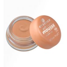 essence - maquillaje mousse soft touch - 02: matt beige
