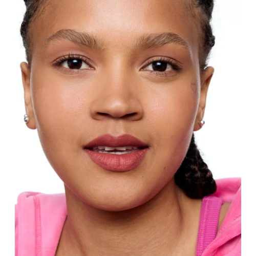 essence - Mousse labial Juicy Matte - 05: Gauzy Latte