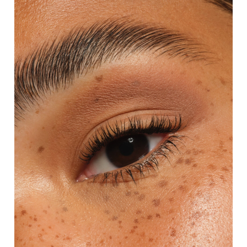 essence - Sombra de ojos en crema mate - 01: Oak