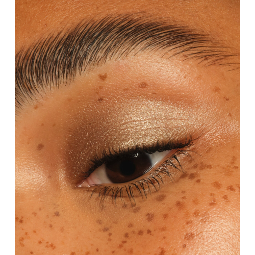essence - Sombra de ojos en stick Blur Nude - 06: Iced Mocha