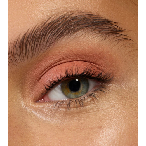 essence - Sombra de ojos líquida waterproof Matte - 03: Peach Pop