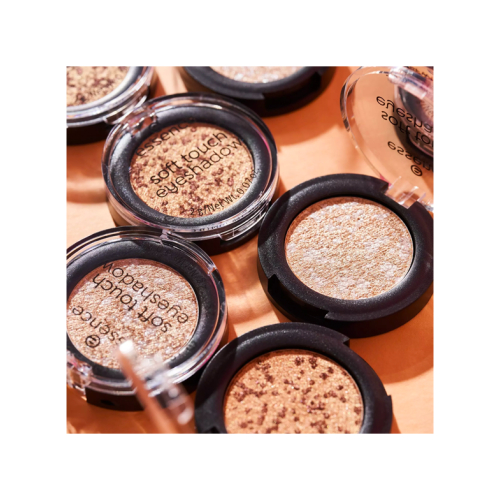 essence - Sombra de ojos Soft Touch - 07: Bubbly Champagne