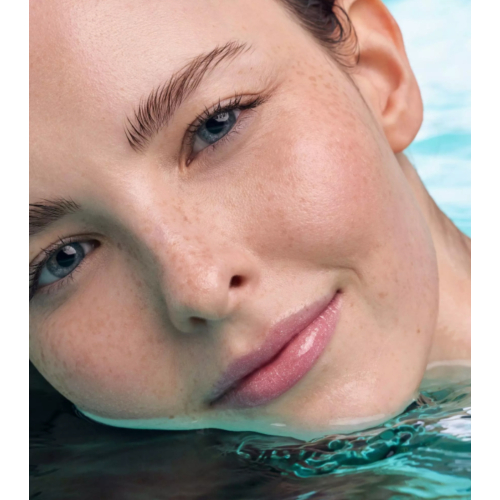 essence - *The Little Mermaid* - Brillo de labios con péptidos - 01: Mer-mazing