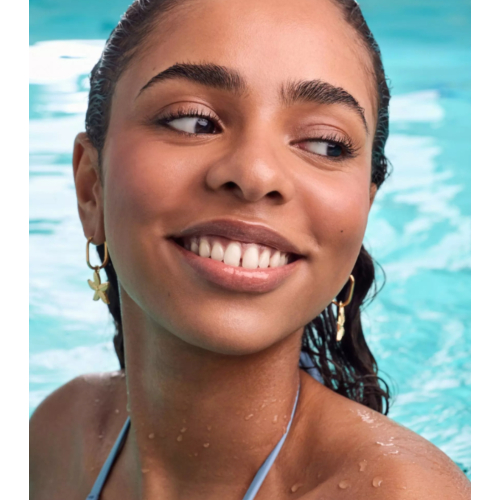 essence - *The Little Mermaid* - Brillo de labios con péptidos - 02: Seaside Romance