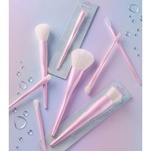 essence - *The Little Mermaid* - Brocha para corrector