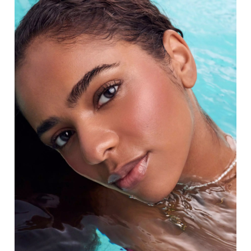 essence - *The Little Mermaid* - Colorete líquido en sérum - 01: A Splash Of Romance