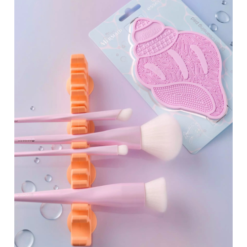 essence - *The Little Mermaid* - Porta brochas de maquillaje